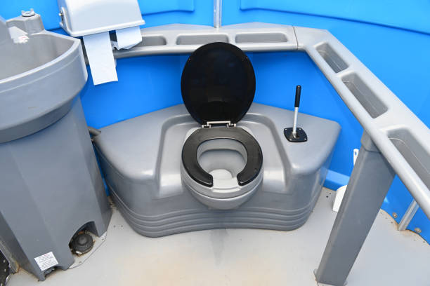 Portable Toilet Options We Offer in Dallesport, WA